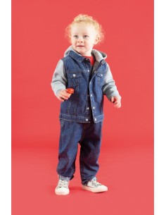 Veste en jean à capuche...